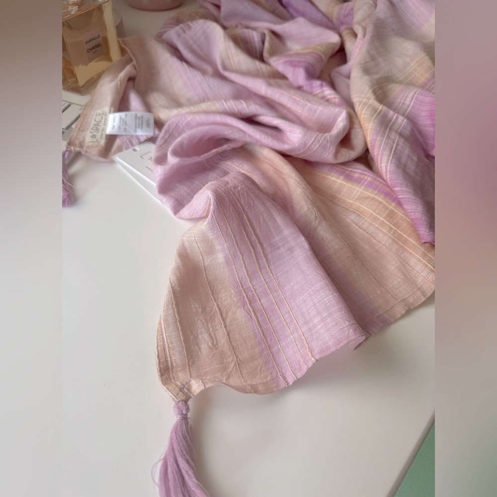 l*space Lavender Sarong - Picture 15 of 16